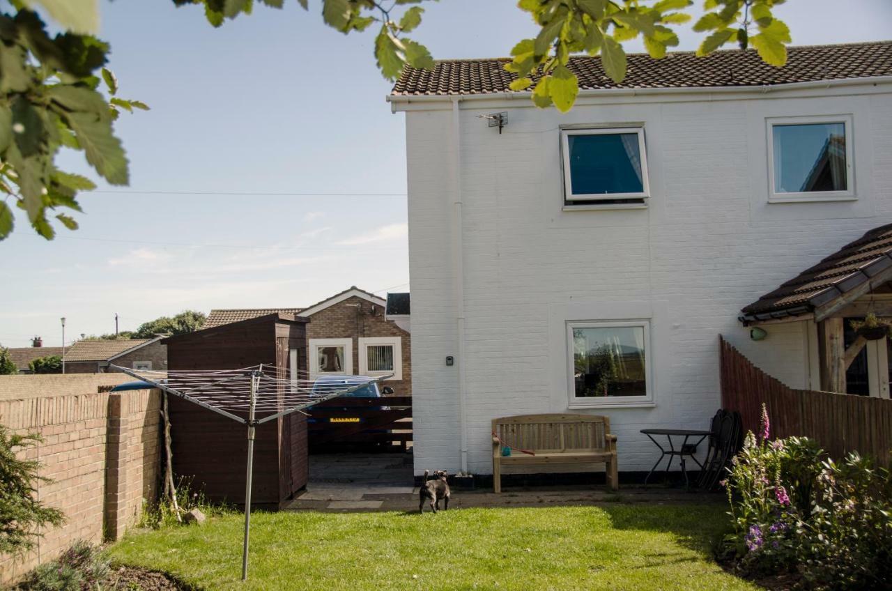 Beadnell Cottage Exterior photo